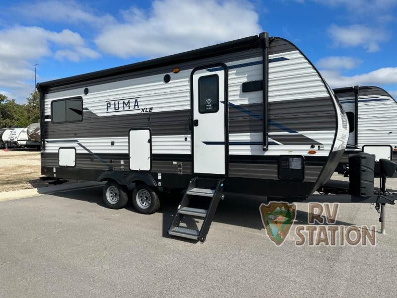 New 2023 Palomino Puma XLE Lite 22FKC exterior