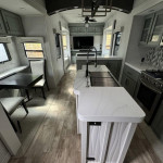 redwood 4150 interior.jpg