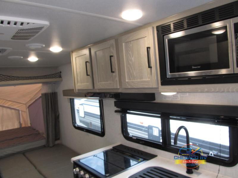 2021 Forest River RV Rockwood Roo 19-cabinet