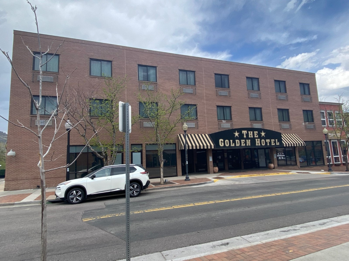 apartment building windows installation in Denver