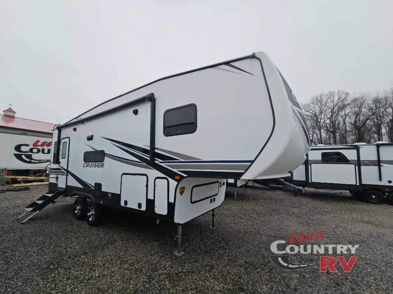 CrossRoads RV Cruiser Aire CR24RL exterior