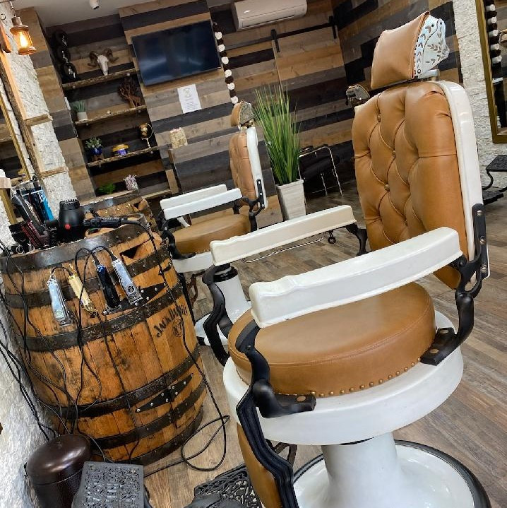 barber station at Mankind Barbers NYC