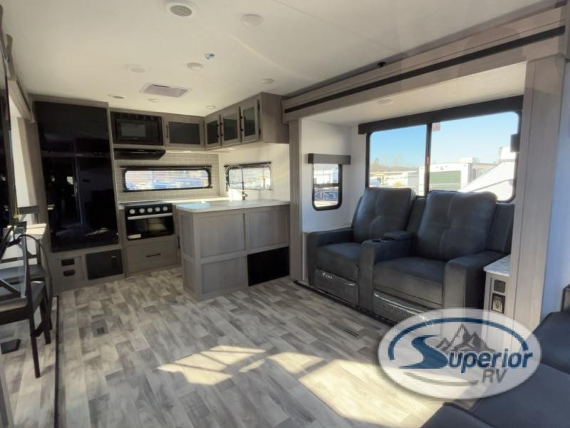 2024 Dutchmen RV Kodiak Ultimate 3361RKSL - interior