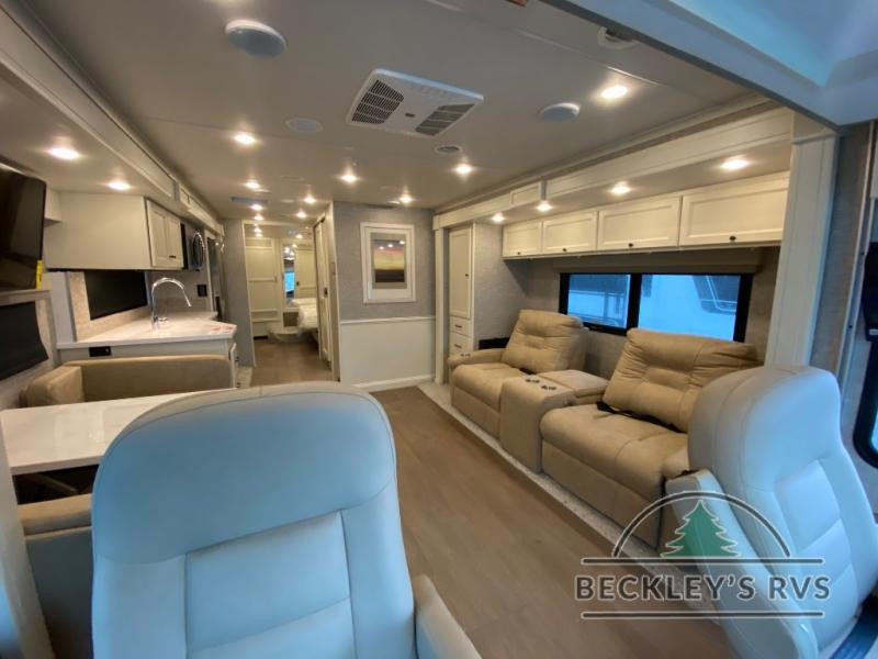 2025 Tiffin Motorhomes Byway 33 FL-interior