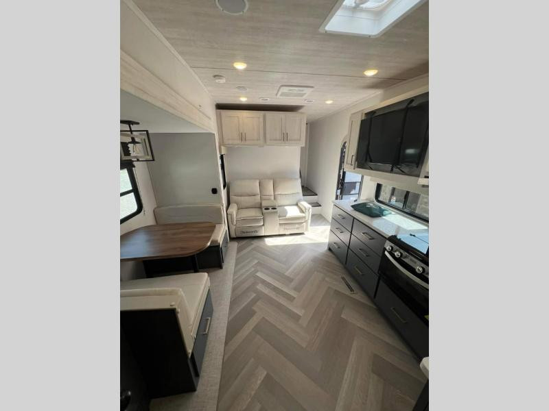 2025 Prime Time RV Crusader 270BHX-interior
