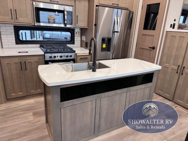 2025 KZ Durango Gold G388FLS-kitchen