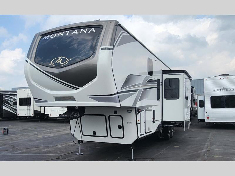 2024 KEYSTONE MONTANA 3795FK-exterior