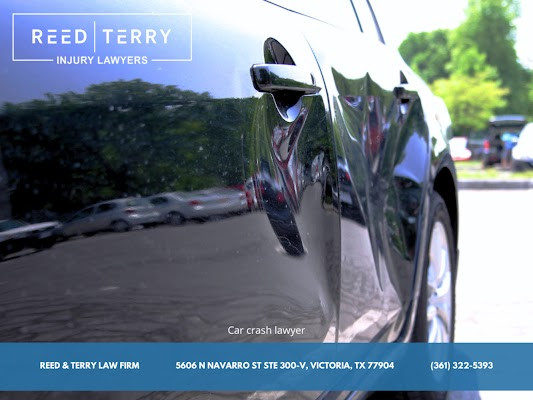 Personal Injury Lawyer Distracted Driving Risks.jpg