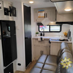 Palomino Puma Camping Edition 121RKC.jpg