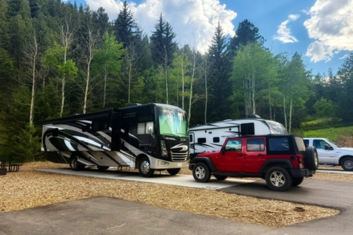 Full Hookup RV Parks in Idaho Springs Make Colorado Mountain Stays Simpler