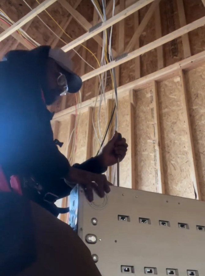 Trusted Electrician in Edina Expands Smart Home Services