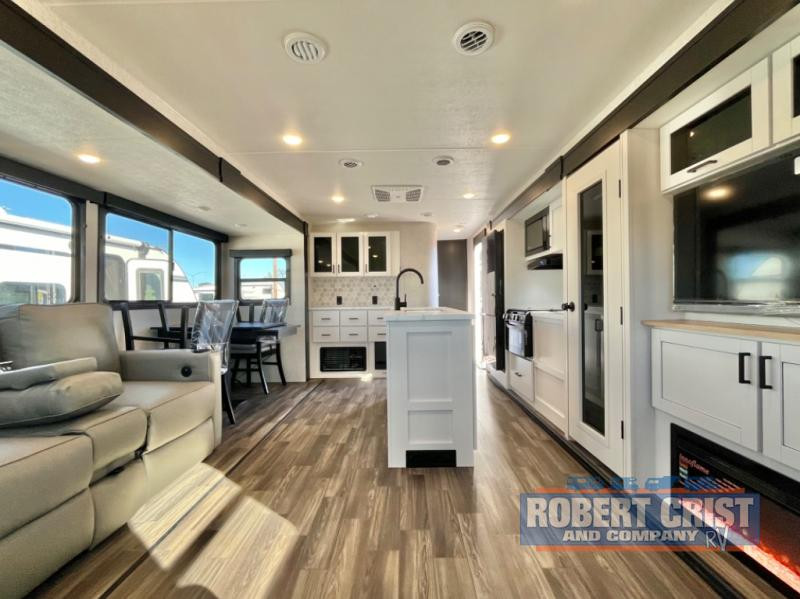 2025 Highland Ridge RV Open Range Light 275RLS-interior