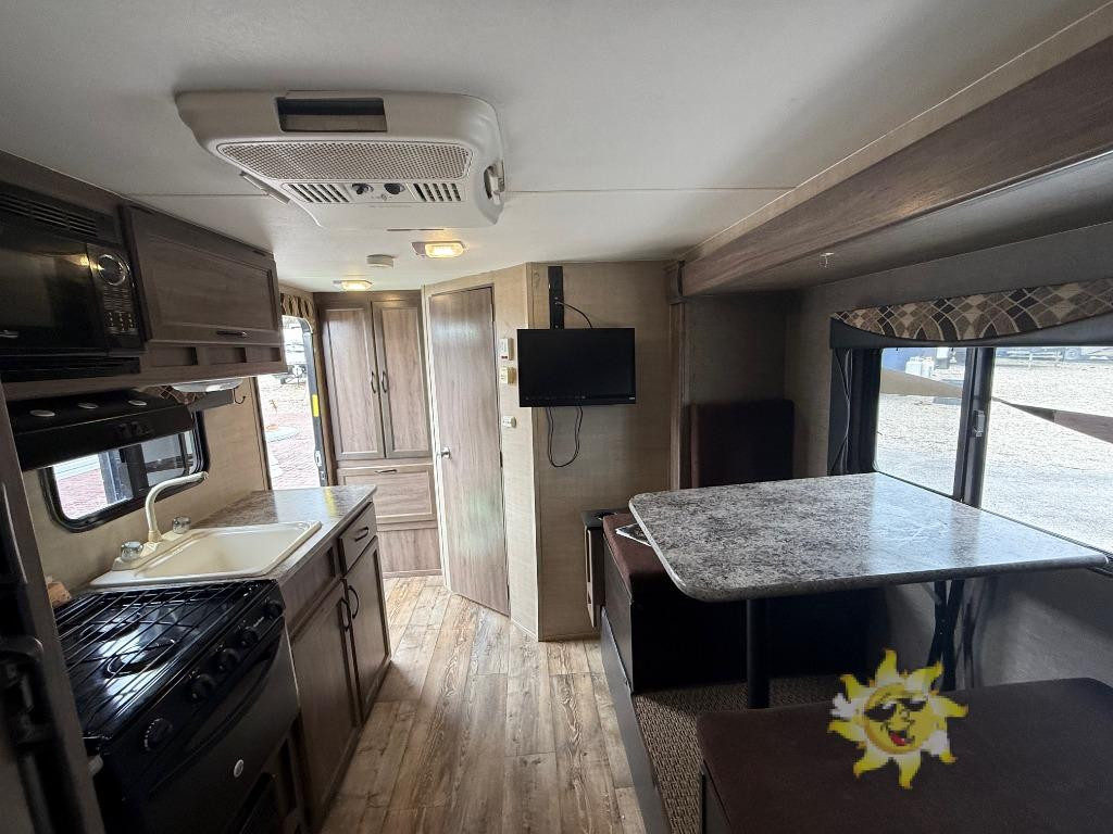 2017 Pacific Coachworks Panther Mini 14RBS-kitchen