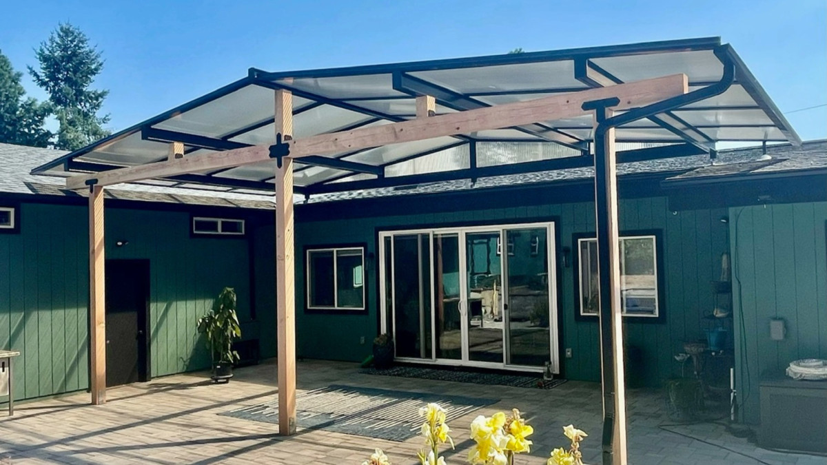 Gable Style Patio Cover in Portland Oregon