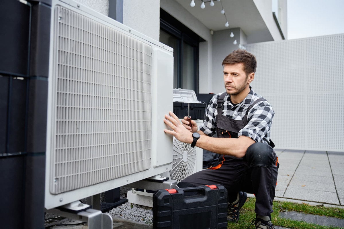 Florida AC Tune-Ups That Prevent Breakdowns