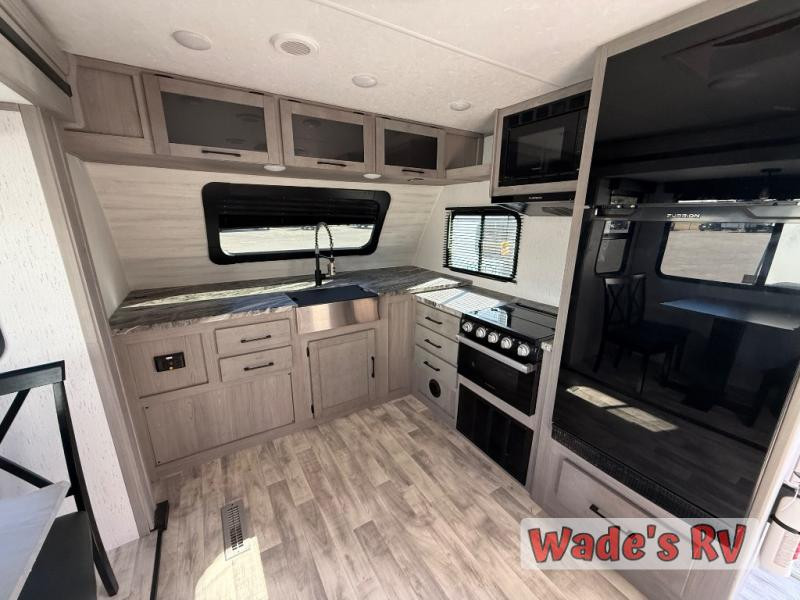 2023 Dutchmen RV Kodiak Ultimate 2921FKDS-kitchen