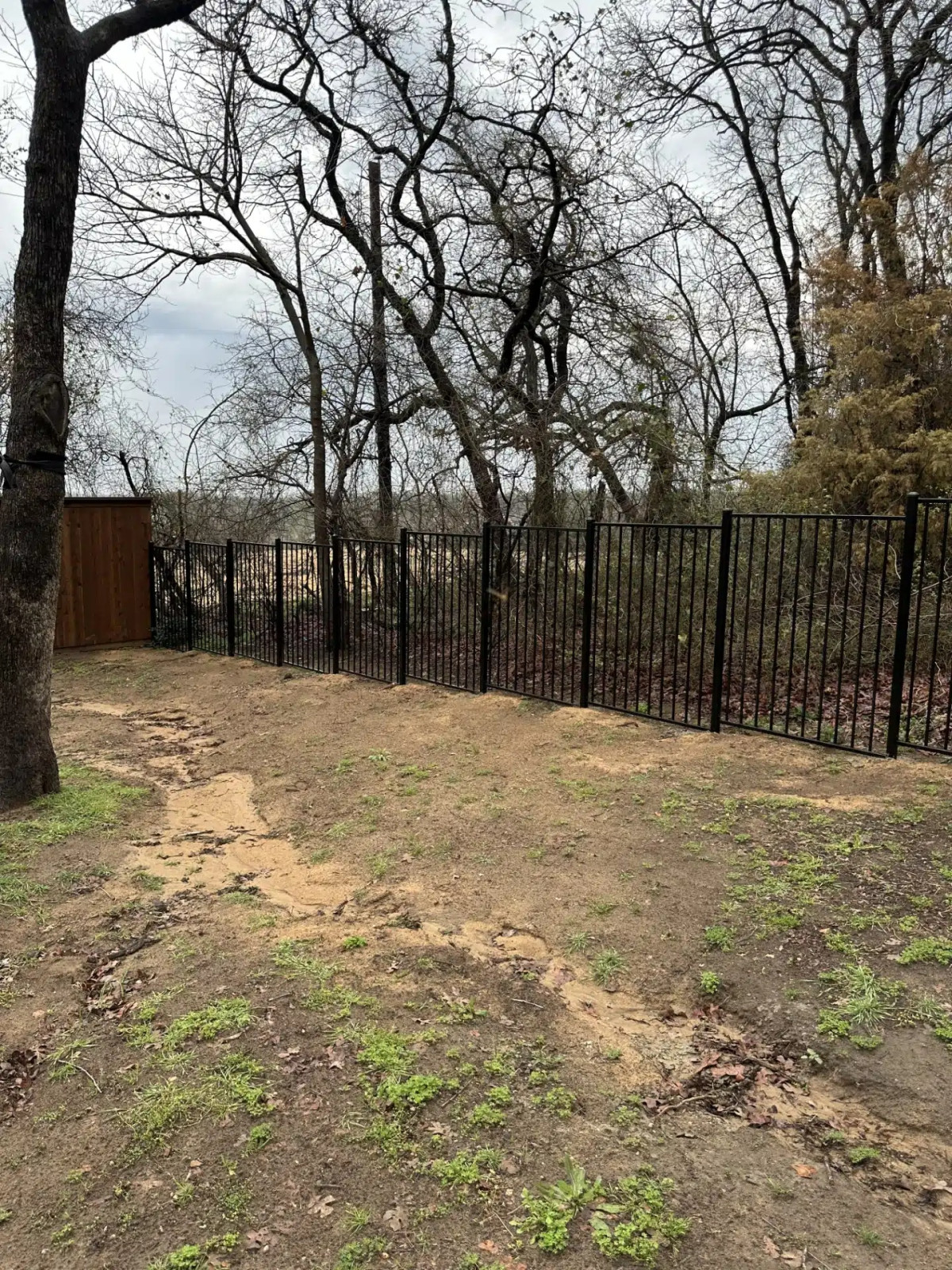 Double Eagle Fence Explains Heat Stress on Iron Fences in Midlothian
