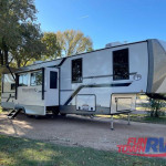 Forest River RV Wildwood Heritage Glen 375FAM.jpg